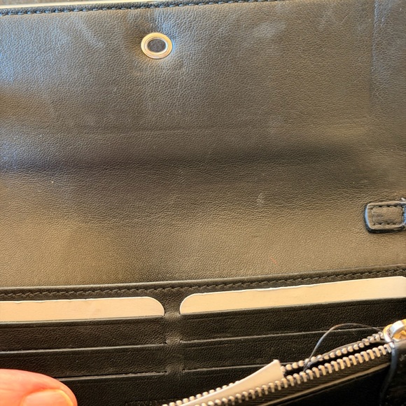 Alexander McQueen skull baby pink Croc-Embossed leather convertible wallet - Picture 9 of 16